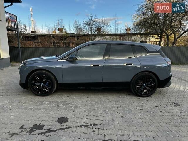 БМВ iX 2023 у Івано-Франківську на Automoto.ua Сірий БМВ iX, об'ємом двигуна 0 л та пробігом 32 тис. км за 69800 $, фото 28 на Automoto.ua