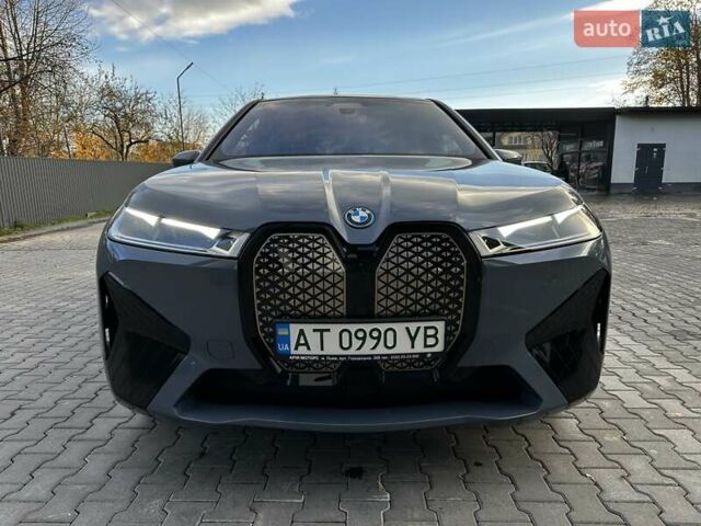 БМВ iX 2023 у Івано-Франківську на Automoto.ua Сірий БМВ iX, об'ємом двигуна 0 л та пробігом 32 тис. км за 69800 $, фото 32 на Automoto.ua