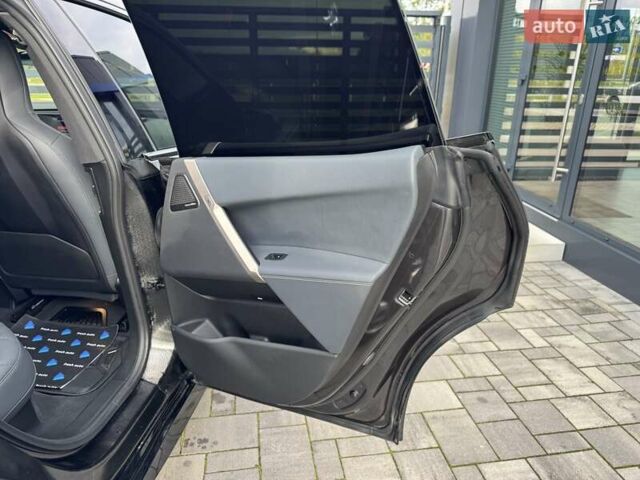 Серый БМВ iX, объемом двигателя 0 л и пробегом 49 тыс. км за 79500 $, фото 34 на Automoto.ua