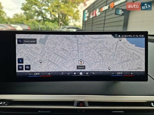 Серый БМВ iX, объемом двигателя 0 л и пробегом 20 тыс. км за 52900 $, фото 14 на Automoto.ua