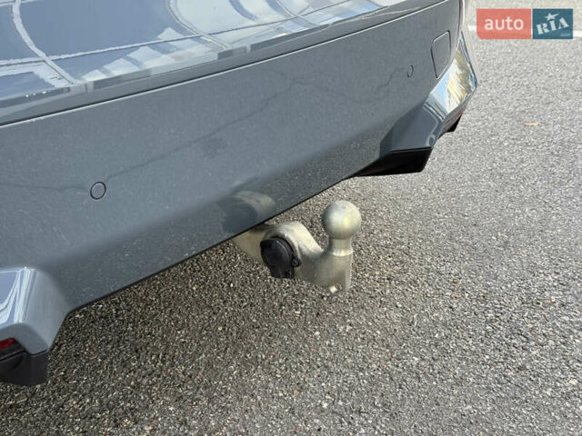 Серый БМВ iX, объемом двигателя 0 л и пробегом 15 тыс. км за 74400 $, фото 31 на Automoto.ua