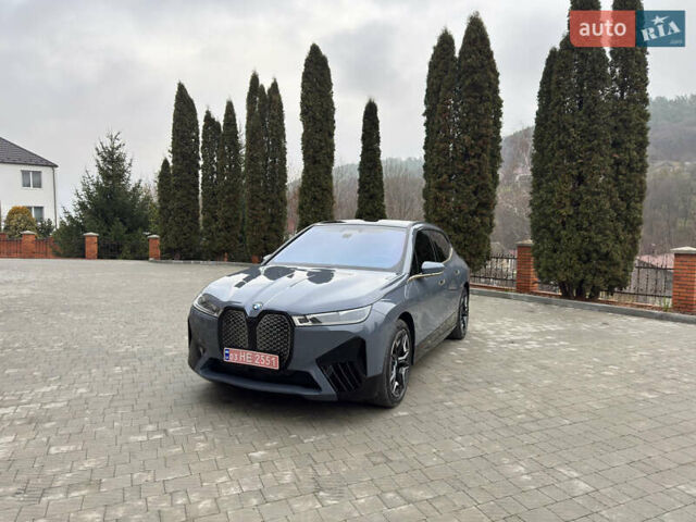 Сірий БМВ iX, об'ємом двигуна 0 л та пробігом 80 тис. км за 52400 $, фото 1 на Automoto.ua