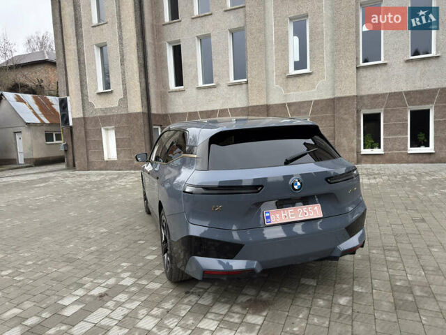 Сірий БМВ iX, об'ємом двигуна 0 л та пробігом 80 тис. км за 52400 $, фото 10 на Automoto.ua