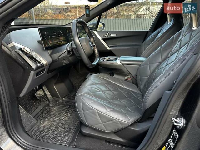 БМВ iX 2023 у Івано-Франківську на Automoto.ua Сірий БМВ iX, об'ємом двигуна 0 л та пробігом 32 тис. км за 69800 $, фото 43 на Automoto.ua