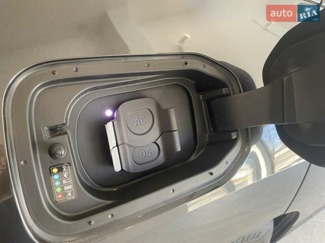 Сірий БМВ iX, об'ємом двигуна 0 л та пробігом 11 тис. км за 79800 $, фото 16 на Automoto.ua