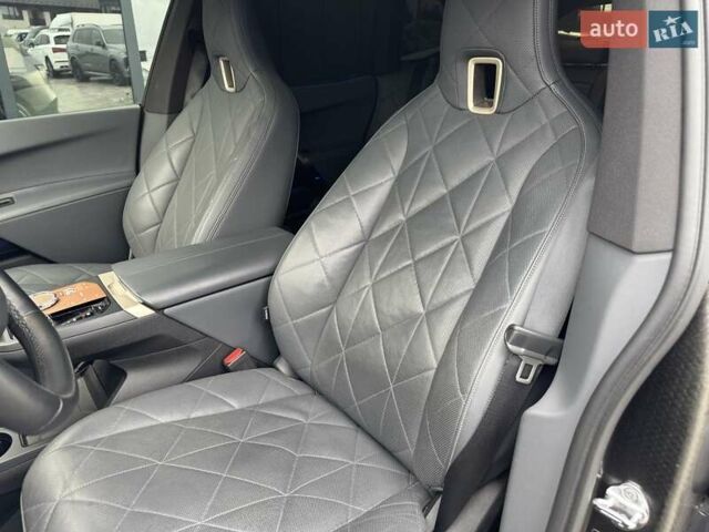 Серый БМВ iX, объемом двигателя 0 л и пробегом 49 тыс. км за 79500 $, фото 19 на Automoto.ua