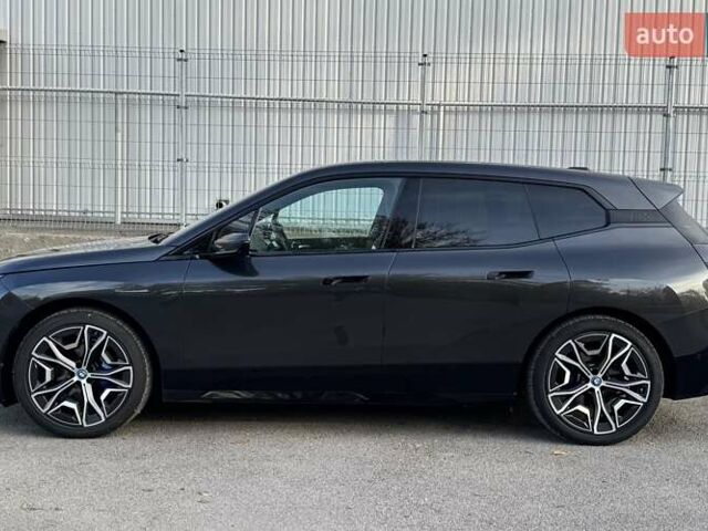 Сірий БМВ iX, об'ємом двигуна 0 л та пробігом 100 тис. км за 52900 $, фото 26 на Automoto.ua