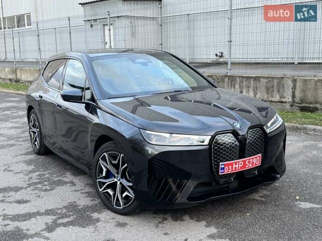Сірий БМВ iX, об'ємом двигуна 0 л та пробігом 100 тис. км за 52900 $, фото 4 на Automoto.ua