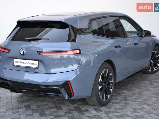 Серый БМВ iX, объемом двигателя 0 л и пробегом 3 тыс. км за 100390 $, фото 2 на Automoto.ua