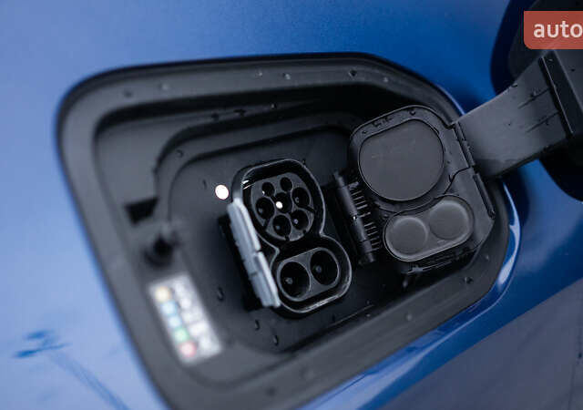 Синий БМВ iX, объемом двигателя 0 л и пробегом 29 тыс. км за 76999 $, фото 34 на Automoto.ua