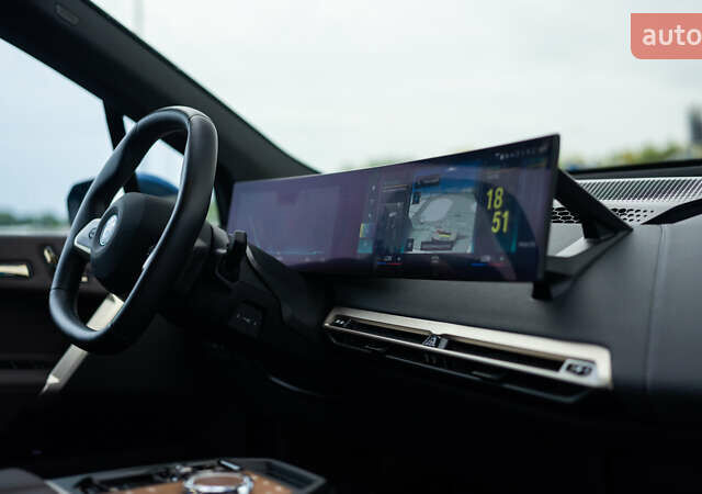 Синий БМВ iX, объемом двигателя 0 л и пробегом 29 тыс. км за 76999 $, фото 31 на Automoto.ua