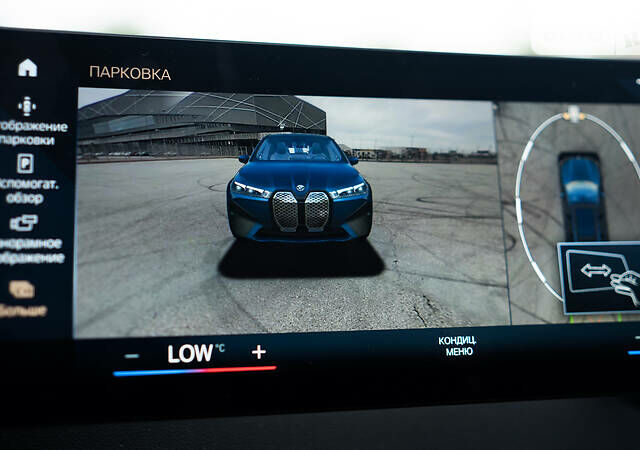 Синий БМВ iX, объемом двигателя 0 л и пробегом 16 тыс. км за 80000 $, фото 18 на Automoto.ua