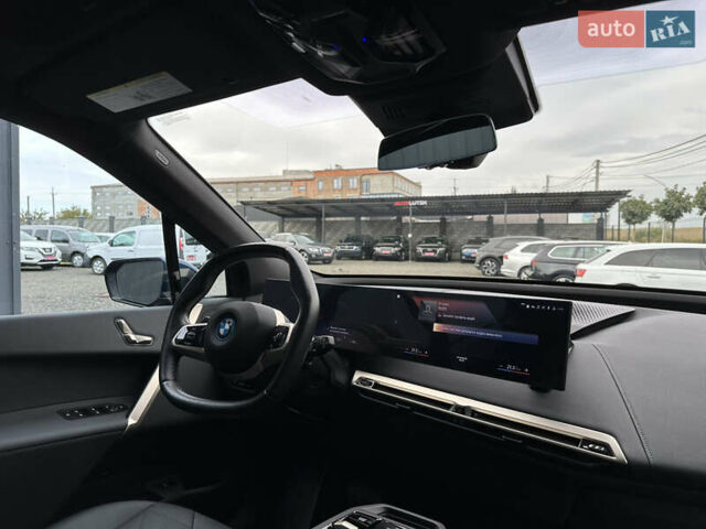 Синій БМВ iX, об'ємом двигуна 0 л та пробігом 18 тис. км за 52500 $, фото 32 на Automoto.ua
