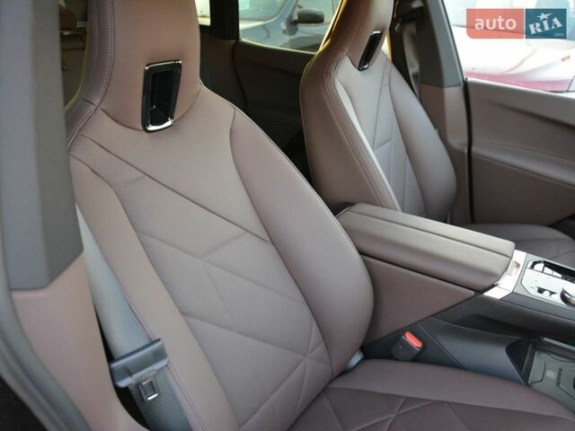 Синій БМВ iX, об'ємом двигуна 0 л та пробігом 33 тис. км за 60500 $, фото 48 на Automoto.ua