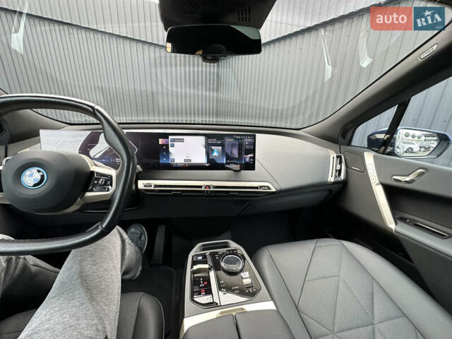Синій БМВ iX, об'ємом двигуна 0 л та пробігом 18 тис. км за 52500 $, фото 13 на Automoto.ua
