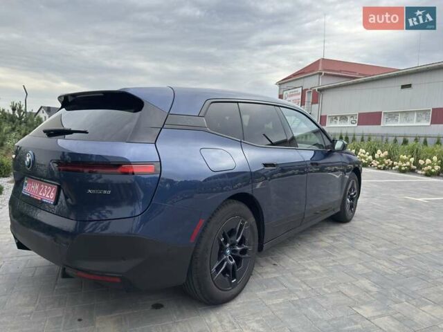 Синій БМВ iX, об'ємом двигуна 0 л та пробігом 17 тис. км за 58500 $, фото 3 на Automoto.ua
