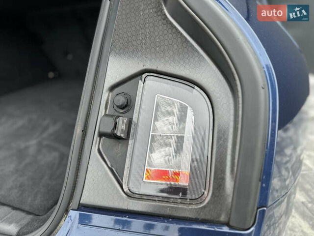 Синій БМВ iX, об'ємом двигуна 0 л та пробігом 18 тис. км за 52500 $, фото 5 на Automoto.ua