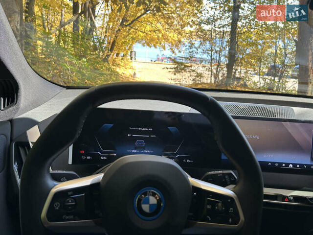 Синій БМВ iX, об'ємом двигуна 0 л та пробігом 12 тис. км за 72000 $, фото 27 на Automoto.ua