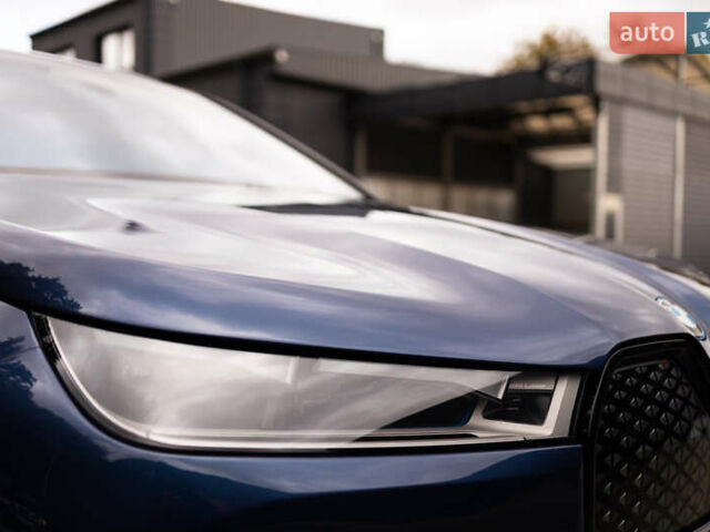 Синий БМВ iX, объемом двигателя 0 л и пробегом 9 тыс. км за 64000 $, фото 16 на Automoto.ua
