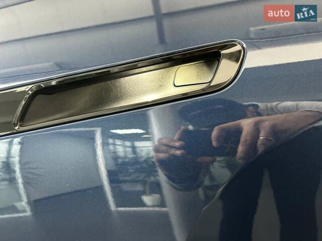 Синий БМВ iX, объемом двигателя 0 л и пробегом 13 тыс. км за 67500 $, фото 18 на Automoto.ua