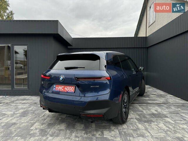 Синій БМВ iX, об'ємом двигуна 0 л та пробігом 18 тис. км за 52500 $, фото 21 на Automoto.ua
