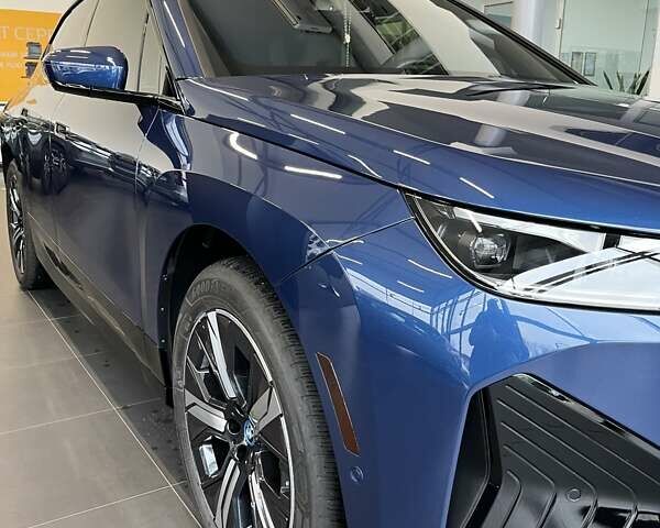 Синий БМВ iX, объемом двигателя 0 л и пробегом 13 тыс. км за 67500 $, фото 5 на Automoto.ua