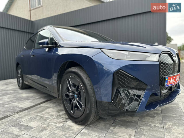 Синій БМВ iX, об'ємом двигуна 0 л та пробігом 18 тис. км за 52500 $, фото 52 на Automoto.ua