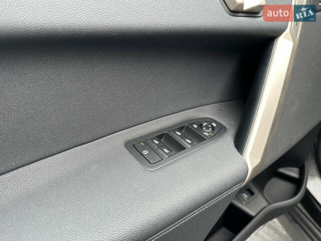 Синій БМВ iX, об'ємом двигуна 0 л та пробігом 18 тис. км за 52500 $, фото 51 на Automoto.ua