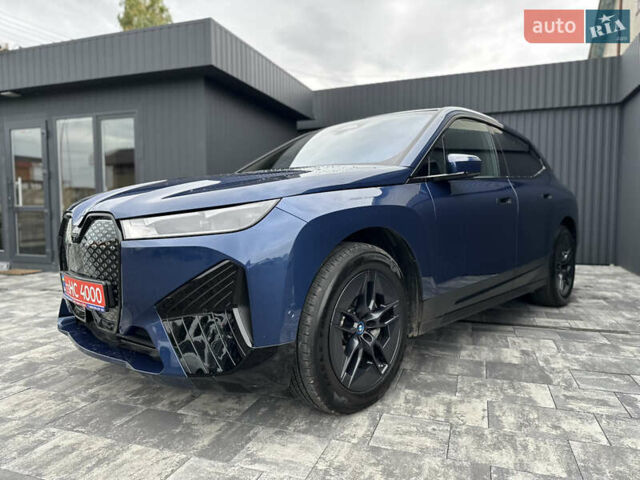 Синій БМВ iX, об'ємом двигуна 0 л та пробігом 18 тис. км за 52500 $, фото 26 на Automoto.ua