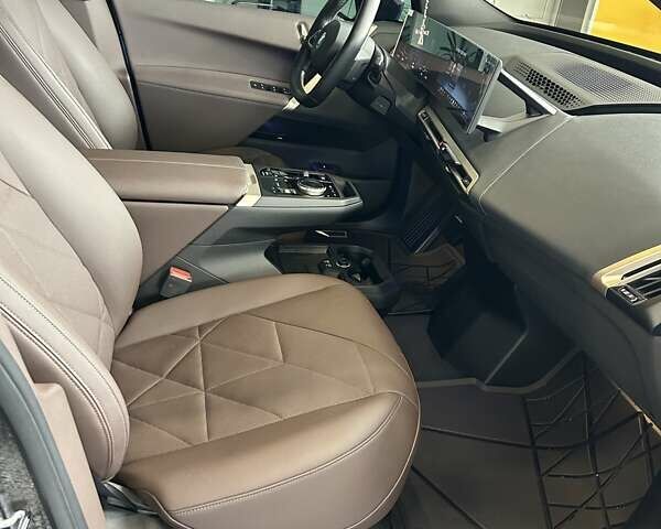 Синий БМВ iX, объемом двигателя 0 л и пробегом 13 тыс. км за 67500 $, фото 28 на Automoto.ua