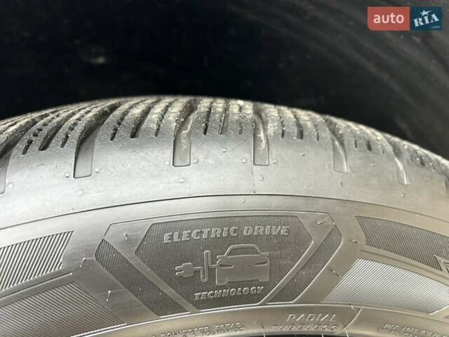 Синий БМВ iX, объемом двигателя 0 л и пробегом 13 тыс. км за 67500 $, фото 41 на Automoto.ua