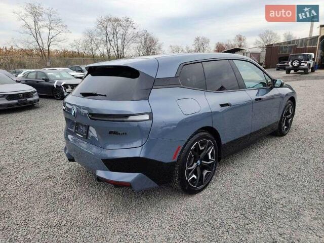 Синій БМВ iX, об'ємом двигуна 0 л та пробігом 1 тис. км за 92990 $, фото 5 на Automoto.ua