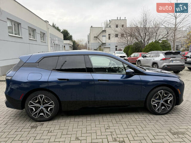 Синий БМВ iX, объемом двигателя 0 л и пробегом 18 тыс. км за 66900 $, фото 7 на Automoto.ua