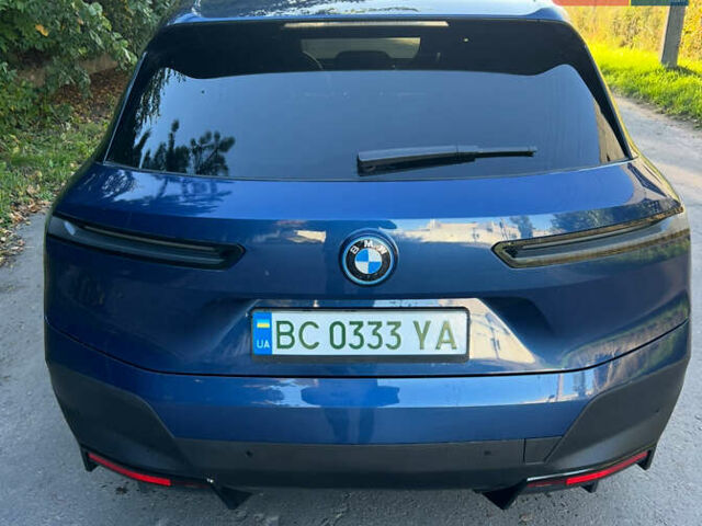 Синий БМВ iX, объемом двигателя 0 л и пробегом 4 тыс. км за 67000 $, фото 5 на Automoto.ua
