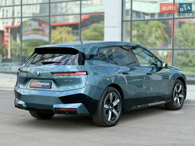 Зеленый БМВ iX, объемом двигателя 0 л и пробегом 45 тыс. км за 59000 $, фото 8 на Automoto.ua
