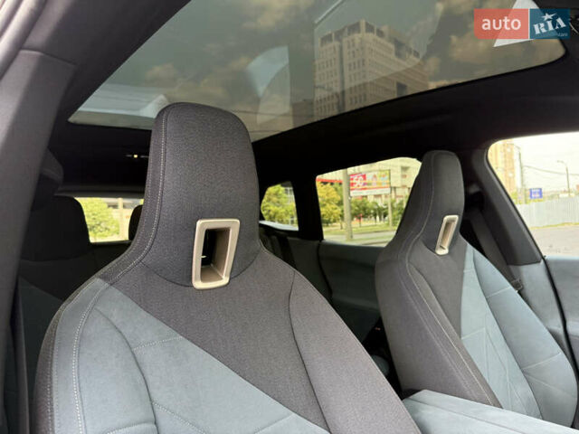 Зеленый БМВ iX, объемом двигателя 0 л и пробегом 45 тыс. км за 59000 $, фото 21 на Automoto.ua