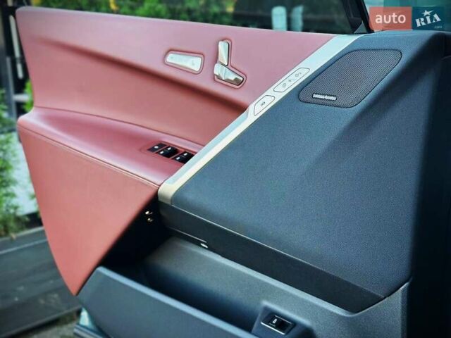 Зелений БМВ iX, об'ємом двигуна 0 л та пробігом 36 тис. км за 62999 $, фото 23 на Automoto.ua