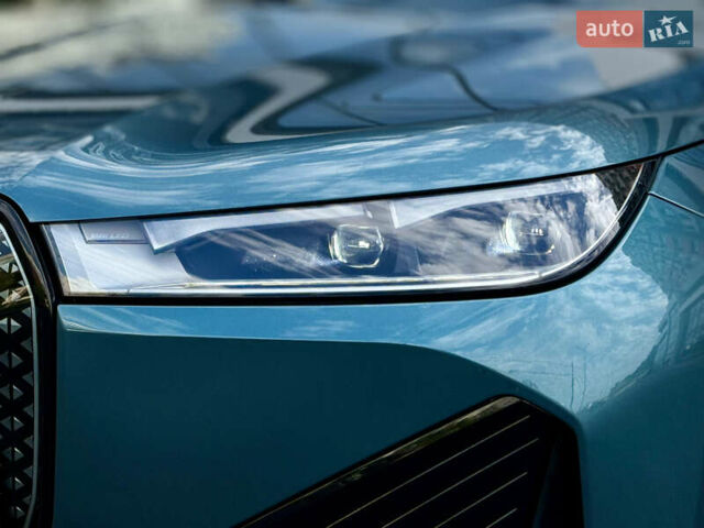 Зеленый БМВ iX, объемом двигателя 0 л и пробегом 45 тыс. км за 59000 $, фото 2 на Automoto.ua