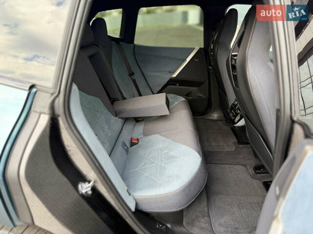 Зеленый БМВ iX, объемом двигателя 0 л и пробегом 45 тыс. км за 59000 $, фото 19 на Automoto.ua