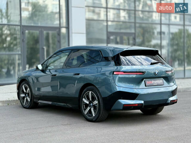 Зеленый БМВ iX, объемом двигателя 0 л и пробегом 45 тыс. км за 59000 $, фото 6 на Automoto.ua