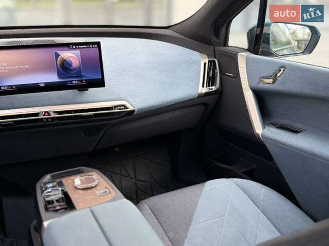 Зеленый БМВ iX, объемом двигателя 0 л и пробегом 45 тыс. км за 59000 $, фото 24 на Automoto.ua