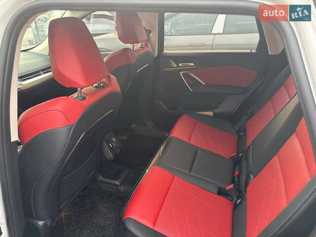 Білий БМВ iX1, об'ємом двигуна 0 л та пробігом 19 тис. км за 29000 $, фото 47 на Automoto.ua