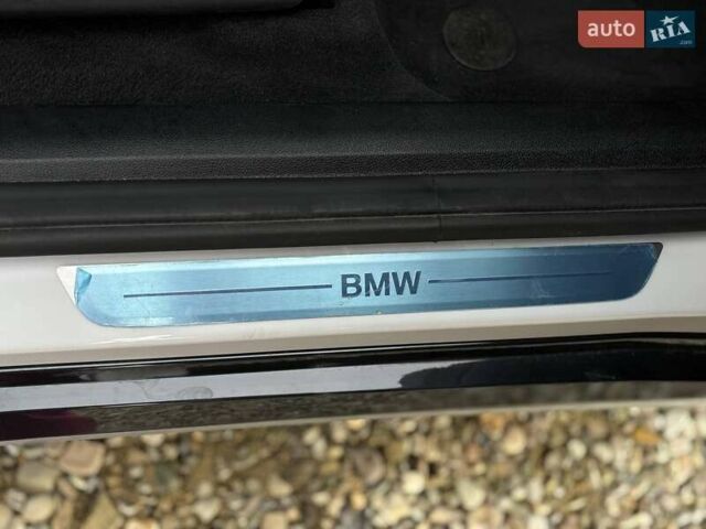 Белый БМВ iX1, объемом двигателя 0 л и пробегом 33 тыс. км за 28000 $, фото 20 на Automoto.ua