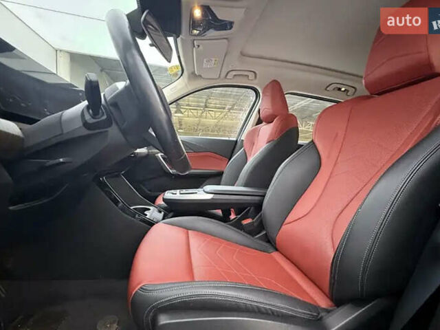 Белый БМВ iX1, объемом двигателя 0 л и пробегом 19 тыс. км за 25500 $, фото 1 на Automoto.ua