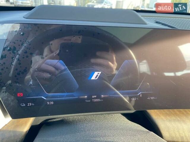 БМВ iX1 2023 у Мукачеве на Automoto.ua Білий БМВ iX1, об'ємом двигуна 0 л та пробігом 16 тис. км за 30900 $, фото 13 на Automoto.ua