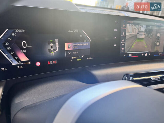 БМВ iX1 2023 в Киеве на Automoto.ua Белый БМВ iX1, объемом двигателя 0 л и пробегом 5 тыс. км за 31900 $, фото 14 на Automoto.ua