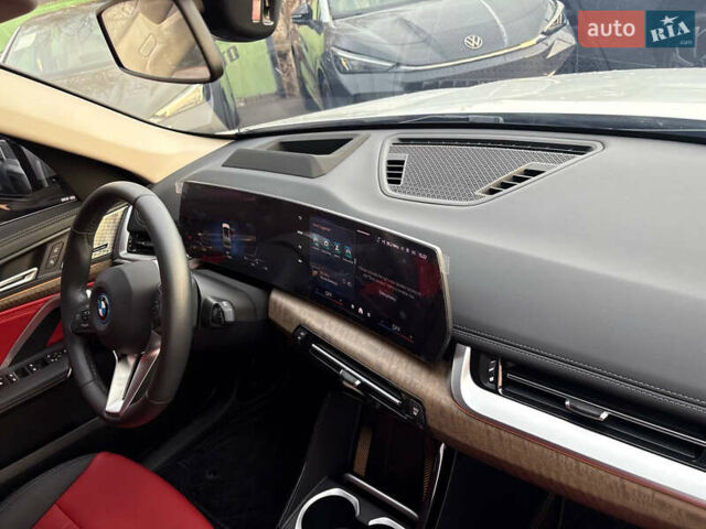 Білий БМВ iX1, об'ємом двигуна 0 л та пробігом 19 тис. км за 29000 $, фото 27 на Automoto.ua