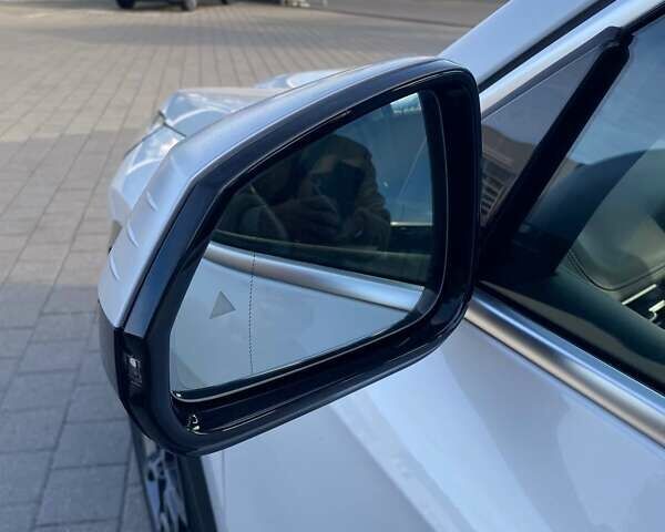 БМВ iX1 2023 у Мукачеве на Automoto.ua Білий БМВ iX1, об'ємом двигуна 0 л та пробігом 16 тис. км за 30900 $, фото 10 на Automoto.ua