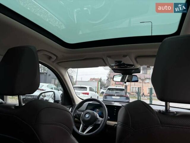 Белый БМВ iX1, объемом двигателя 0 л и пробегом 36 тыс. км за 28000 $, фото 47 на Automoto.ua