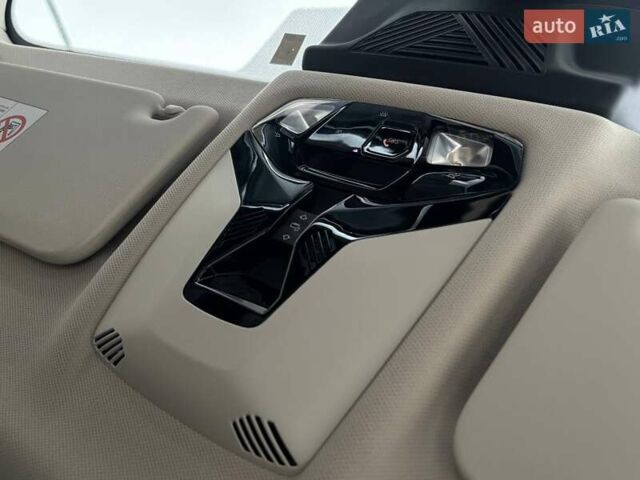Белый БМВ iX1, объемом двигателя 0 л и пробегом 36 тыс. км за 28000 $, фото 40 на Automoto.ua